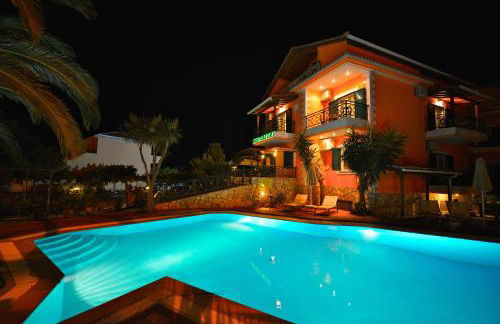 Odeon Hotel - Photo 38