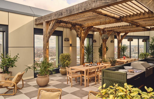 Stunning Two-bedroom Apartment With a Balcony - Foto 34