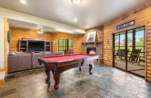 Luxury Lakefront Chalet Resort 2 Pools FREE Amenities Dock Kayaks Waterslide - Foto 77