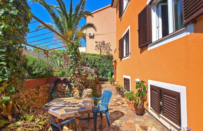 Apartment 1077 - Photo 44