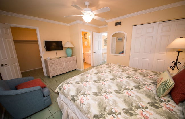 Tradewinds Beach Resort - Foto 8