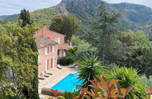 Villa avec piscine, parc naturel Estérel, nature, 15 min de Mandelieu - Foto 1