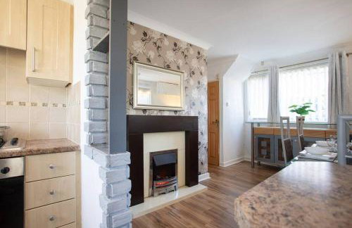 Rawmarsh House, Rotherham for contractors & Families, off-road parking, high speed wifi - Foto 48