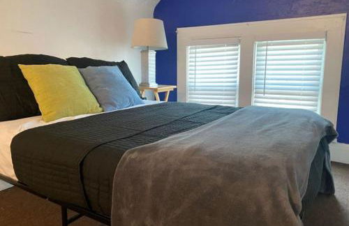 House with 11 Beds Sleeps 14 with Off Street Parking - Foto 19