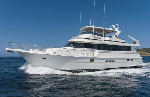 Luxury Afloat Yacht Paradise 3 bedrooms 3bath 5 beds with full Marina view - Foto 2