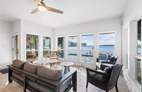 Lakefront LUXE | Pool, Spa, Jet Ski at Happy Place - Foto 9