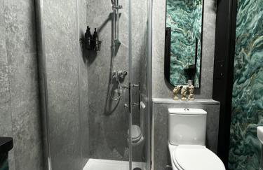 Cozy Snug 1-Bedroom Apartment in Central Southsea with Parking - Foto 6