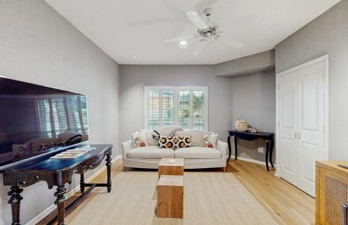 Spacious Beautiful Home with Full Kitchen, Balcony and Patio, Next to Golf Course - Foto 10