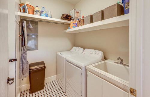 Spacious Getaway By Wolf Pen Gap 15 Acres and Pool! - Foto 18