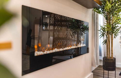 300 steps from Lake Hot Tub Fire Pit Game Room - Foto 10