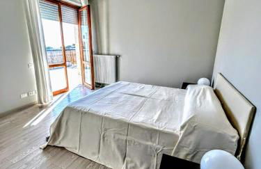 -Penthouse con Terrazza Panoramica -Free Parking- - Foto 12