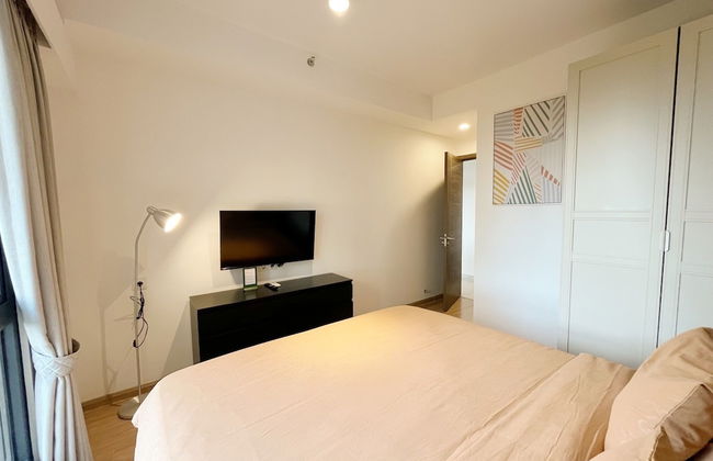 Sky House BSD Apartments by OkeStay - Foto 8