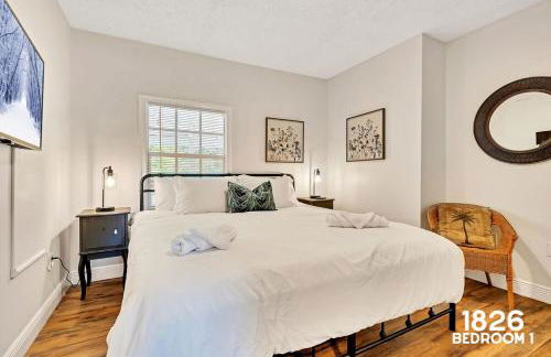 3 Home 12 bedroom compound with Pool and BBQ sleeps 24 - Foto 48