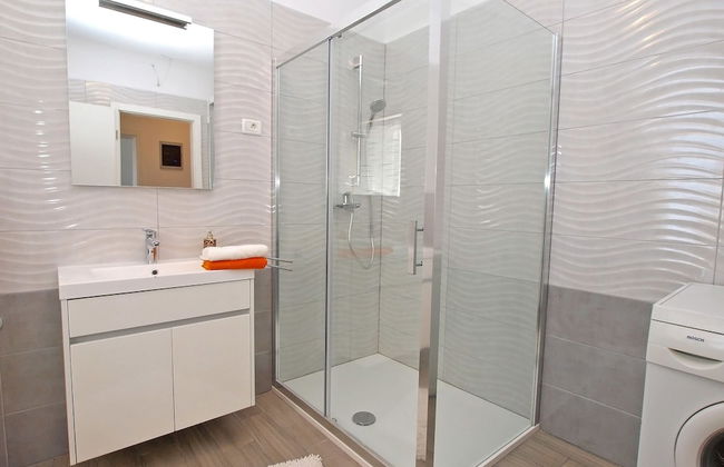 Apartment 1366 - Photo 38