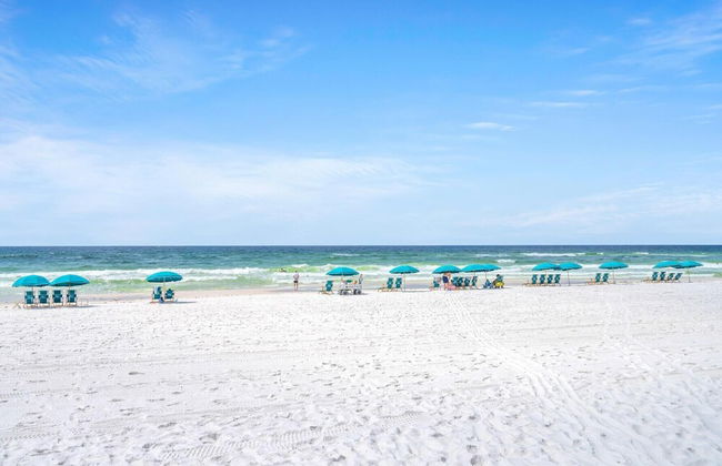 The Spyglass a 5 bed 3 bath house that sleeps 14 and just 67 steps from the beach - Foto 128