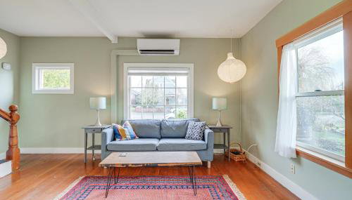 Bright Bellingham Home with Fire Pit 1 Mi to Beach! - Foto 4