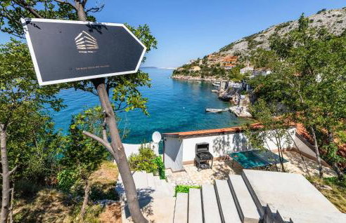 Lovely Home In Josinovac With Wifi - Photo 15