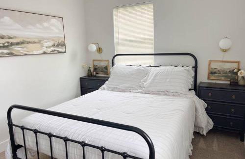 Remodeled 4BR 2BA Steps from Georgetown Square - Foto 49