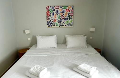 Loriet Hotel - Photo 157