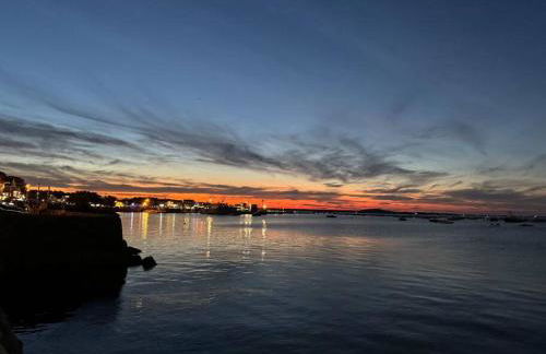 Upscale Industrial Penthouse - Foto 35