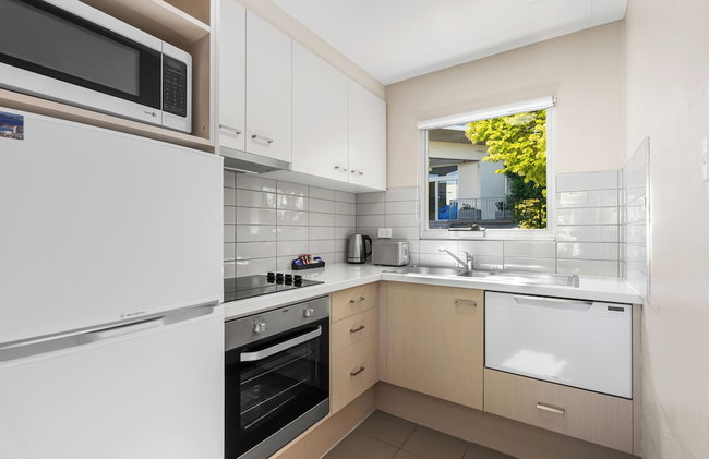 Bay View Villas - Photo 23
