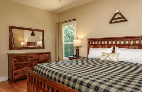 River Rock Cabin - Comfortable, Private Home with King Beds & Mountain Views - Foto 16