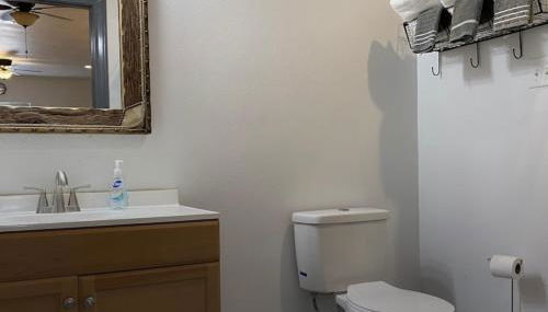 Redfish Bed and Bath - Photo 2