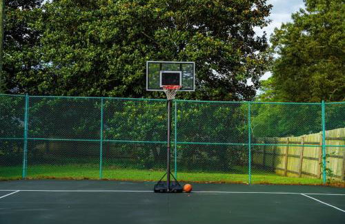 Mansion With Private Pool Basketball & Tennis courts - Foto 88