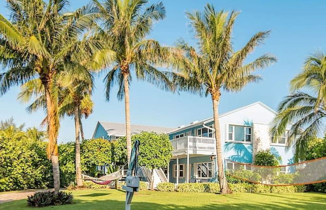 Secluded Beachfront Vibes Surf Pet Friendly - Photo 2