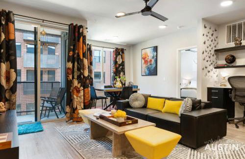 Pool Boxing Gym and Live Music Drinks 2BR 2BA S Austin Condo By Austin Vacay - Foto 31