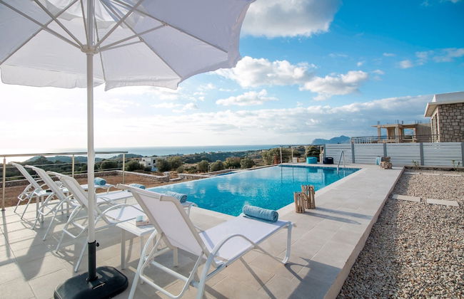 Francis & Gregorys Luxury Villas - Photo 22