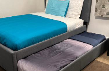 Beautiful Bungalow on Main - Foto 16