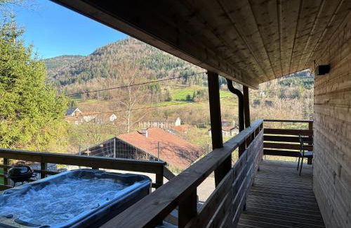Chalet du Faubourg & Jacuzzi, proximité Gerardmer & La Bresse - Foto 13