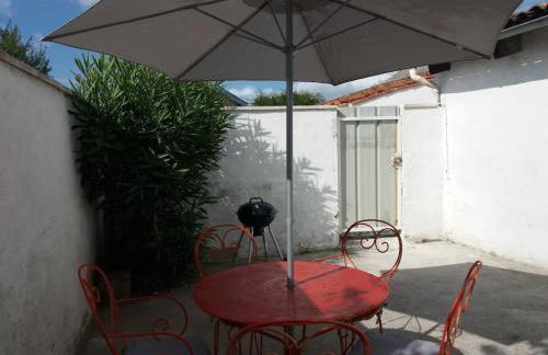 Le numéro 4 Joli appartement avec jardin clos - Foto 23