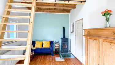 Tiny House im grünen Rangsdorf fuer 4 mit Kamin RAN - Foto 3