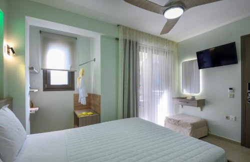 Marthina Luxury Living - Photo 14