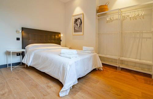 Edificio Fénix by Plaza Mayor Apartamentos - Photo 31