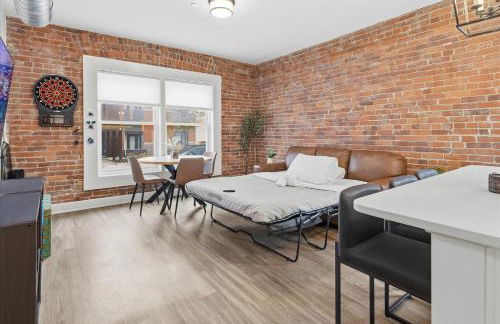 Mass Ave Retreat with Big Patio and Free Parking - Foto 14