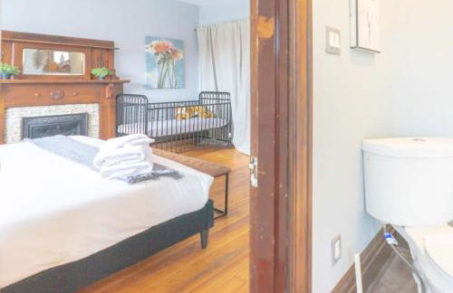 Elegant Shaw 5BR with Comfort in Mind ABODEbucks - Photo 26