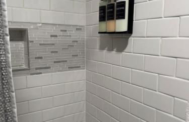 Modern Stay in Downtown Jersey City, Close to NYC! - Foto 7