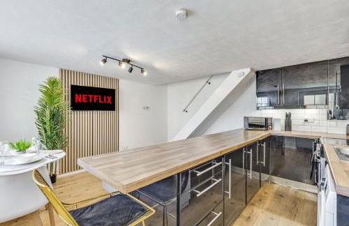 Cozy Riverside Cottage in Hertford Town with Parking - Foto 6