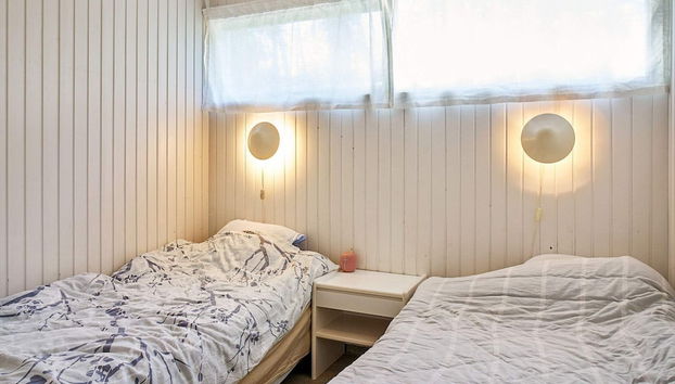 6 Person Holiday Home in Aakirkeby - Foto 4, Habitación