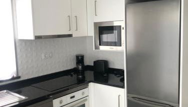 Casa da Baía da Feteira - Photo 3, stove, dishwasher