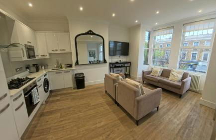 2 bed flat, sleeps 8, driveway, 5 Mins to Brixton - Foto 51