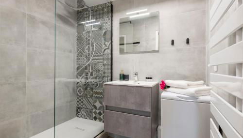 Agora by Kleidos - Bel appartement T3-6 personnes, Disney 10 mn, parking gratuit - Foto 3, Shower