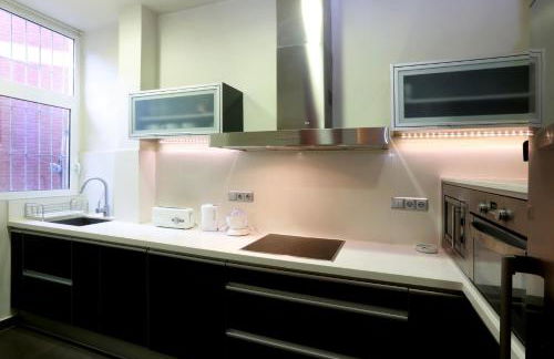 Reino de Valencia Apartments - Photo 14