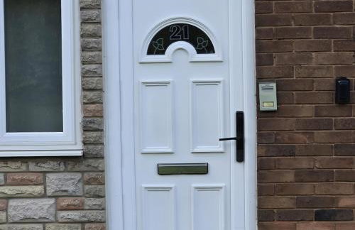 2ndHomeStays- Willenhall-A Serene 3 Bed House with a Garden View-Suitable for Contractors and Families-Sleeps 9 - 7 mins to J10 M6 and 21 mins to Birmingham - Foto 26