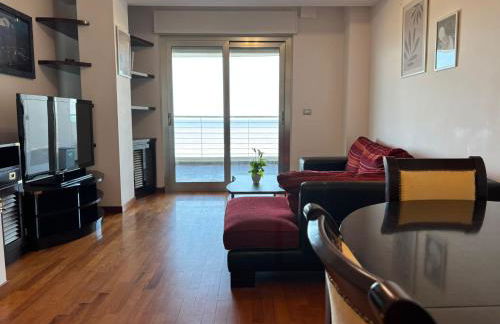 RIVIERA PALACE - TRILO SEA FRONT- Premium Villas - Foto 2