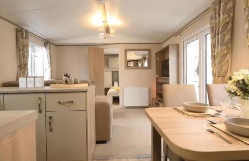 Coopers Beach 3-bed Caravan, Sleeps 8 & Pets Ok - Foto 15