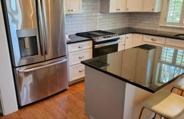 Low Country Cottage in Beautiful Habersham - Photo 23